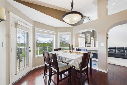 32 Lakes Close, Lacombe, AB 