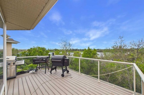 32 Lakes Close, Lacombe, AB 