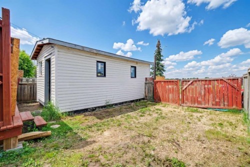 149 Silver Drive, Blackfalds, AB 
