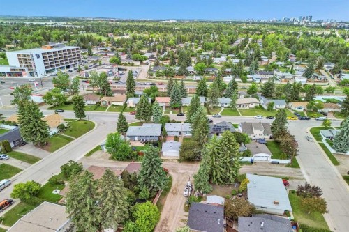 811 Seattle Drive Sw, Calgary, AB 
