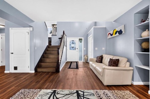 67 Douglas Ridge View Se, Calgary, AB 