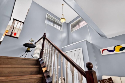 67 Douglas Ridge View Se, Calgary, AB 