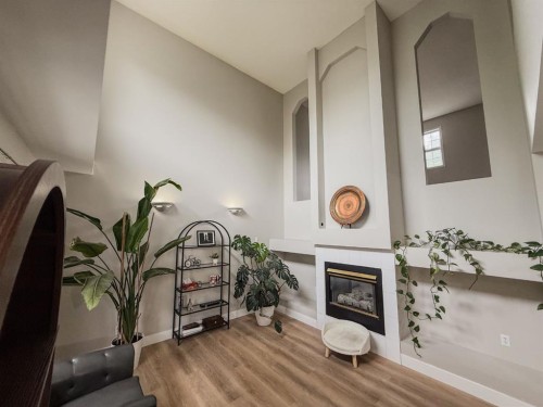 1749 Douglas Glen Grove Se, Calgary, AB 
