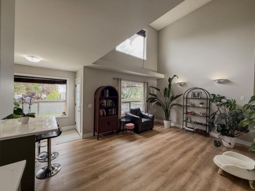 1749 Douglas Glen Grove Se, Calgary, AB 