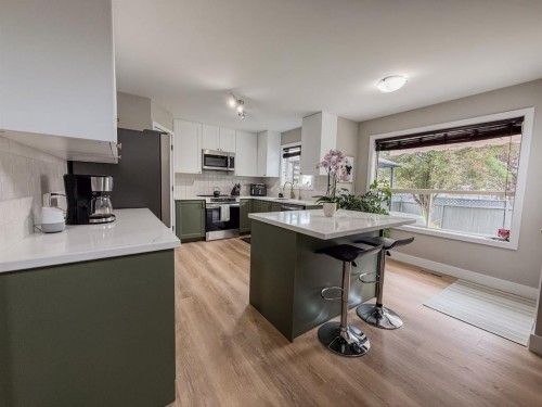 1749 Douglas Glen Grove Se, Calgary, AB 