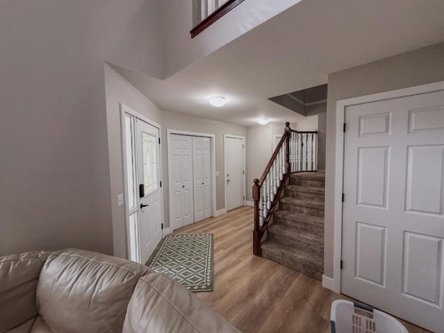 1749 Douglas Glen Grove Se, Calgary, AB 