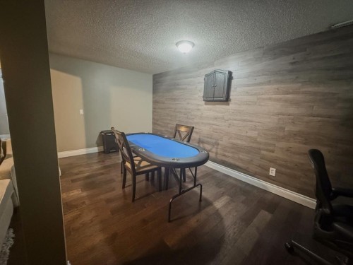 1749 Douglas Glen Grove Se, Calgary, AB 