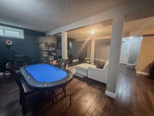 1749 Douglas Glen Grove Se, Calgary, AB 