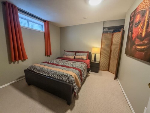 1749 Douglas Glen Grove Se, Calgary, AB 