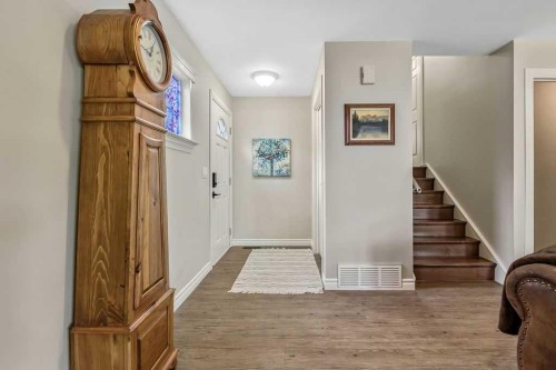 116 Hodson Crescent, Okotoks, AB 