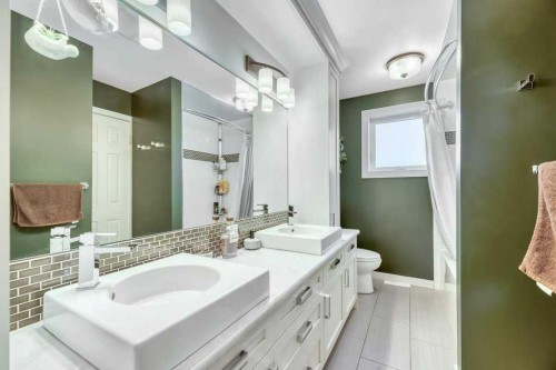 107 Park Road, Strathmore, AB 
