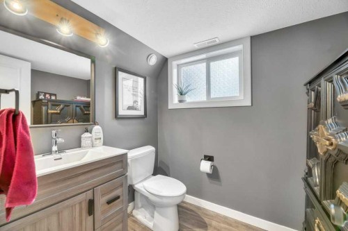 107 Park Road, Strathmore, AB 