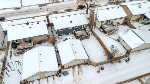 107 Park Road, Strathmore, AB 
