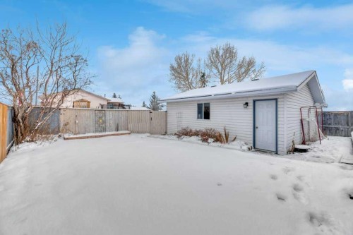 107 Park Road, Strathmore, AB 