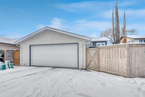 107 Park Road, Strathmore, AB 
