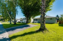 52 Fay Road SE Calgary, AB T2H 1H4