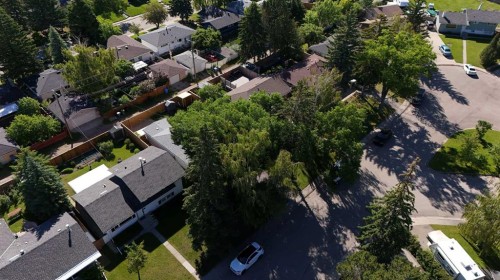 52 Fay Road Se, Calgary, AB 