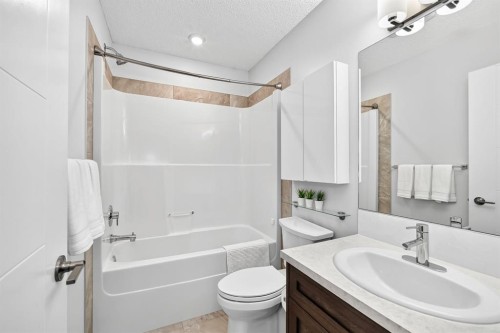 374 Nolancrest Heights Nw, Calgary, AB 