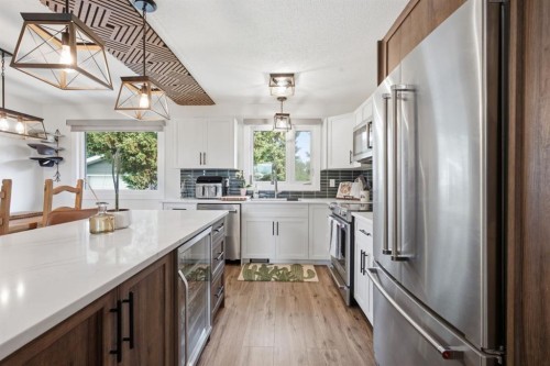 406 Edgar Avenue, Diamond Valley, AB 