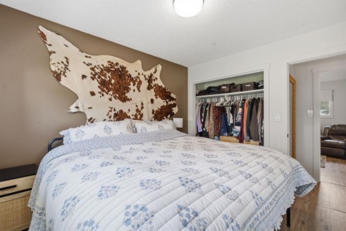 406 Edgar Avenue, Diamond Valley, AB 