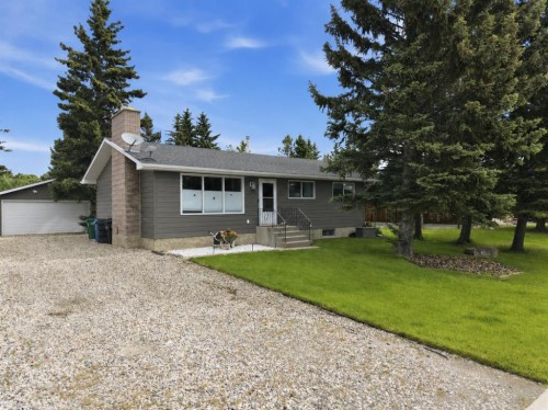 406 Edgar Avenue, Diamond Valley, AB 
