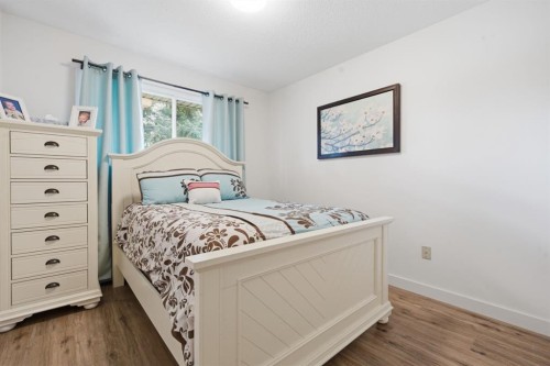 406 Edgar Avenue, Diamond Valley, AB 