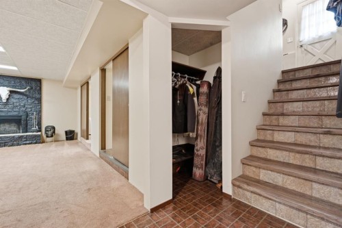 406 Edgar Avenue, Diamond Valley, AB 