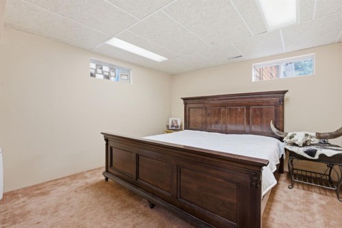 406 Edgar Avenue, Diamond Valley, AB 