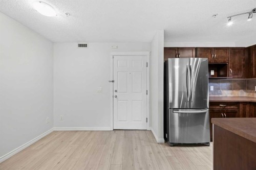 4113-115 Prestwick Villas Se, Calgary, AB 