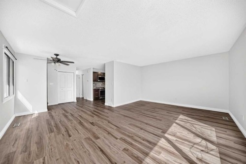 91 Cedarwood Hill Sw, Calgary, AB - Indoor Photo Showing Other Room