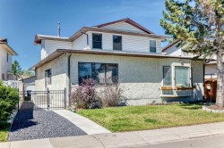 91 Cedarwood Hill SW Calgary, AB T2W 3H4