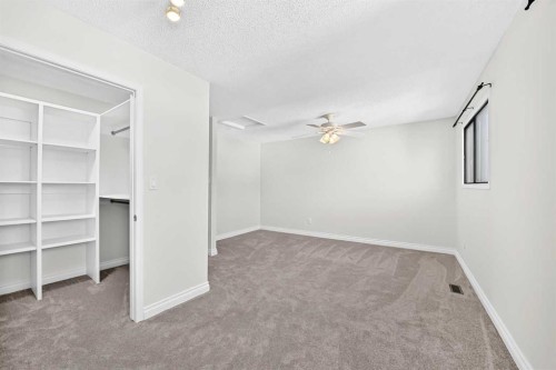 91 Cedarwood Hill Sw, Calgary, AB - Indoor