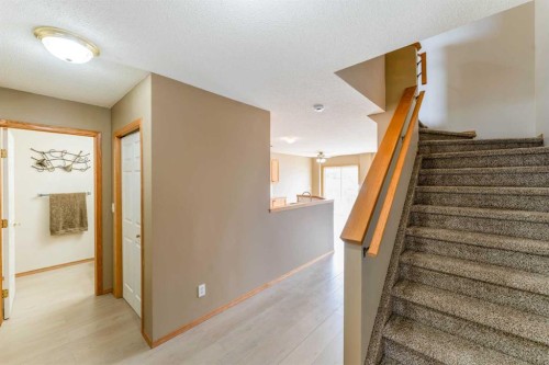 59 Erin Grove Se, Calgary, AB 
