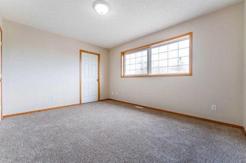 59 Erin Grove Se, Calgary, AB 