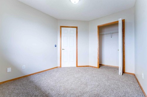 59 Erin Grove Se, Calgary, AB 