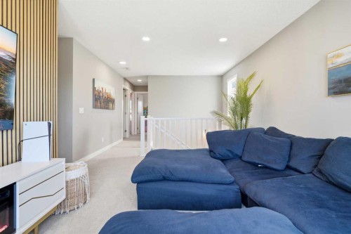 158 Creekstone Passage Sw, Calgary, AB 
