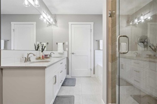 158 Creekstone Passage Sw, Calgary, AB 