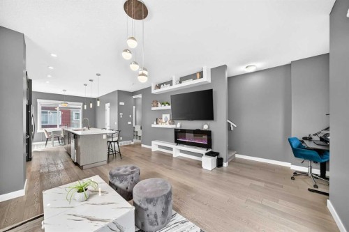 30-111 Rainbow Falls Gate, Chestermere, AB 