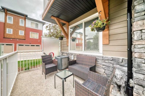 30-111 Rainbow Falls Gate, Chestermere, AB 