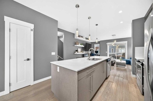 30-111 Rainbow Falls Gate, Chestermere, AB 