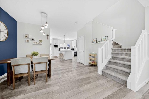 170 Magnolia Square Se, Calgary, AB 