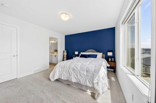 170 Magnolia Square Se, Calgary, AB 
