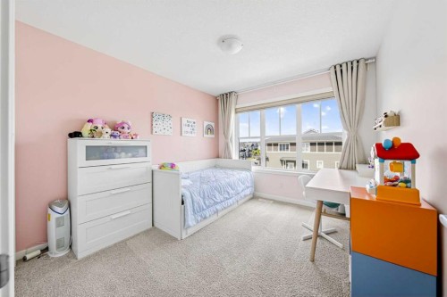 170 Magnolia Square Se, Calgary, AB 