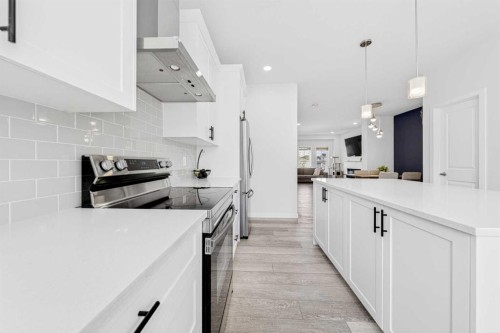 170 Magnolia Square Se, Calgary, AB 