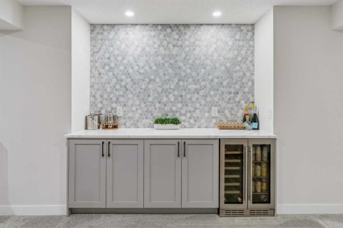 38 Cranleigh Common Se, Calgary, AB 