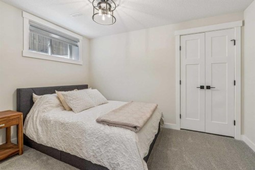 38 Cranleigh Common Se, Calgary, AB 