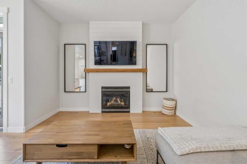 38 Cranleigh Common Se, Calgary, AB 
