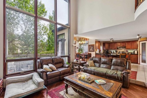 27 Valley Creek Bay Nw, Calgary, AB 