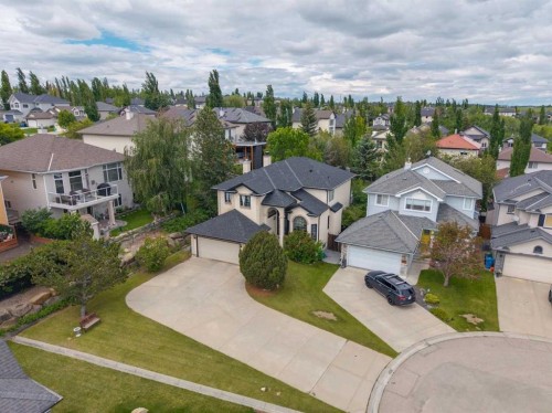 27 Valley Creek Bay Nw, Calgary, AB 