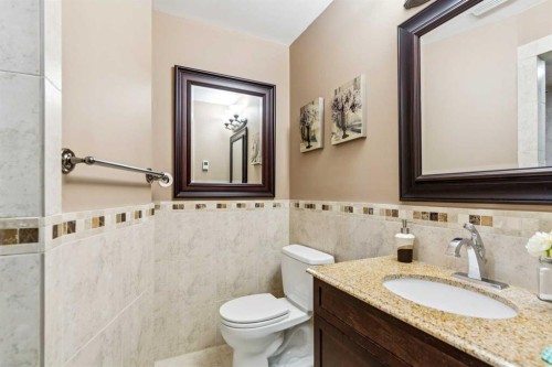 27 Valley Creek Bay Nw, Calgary, AB 